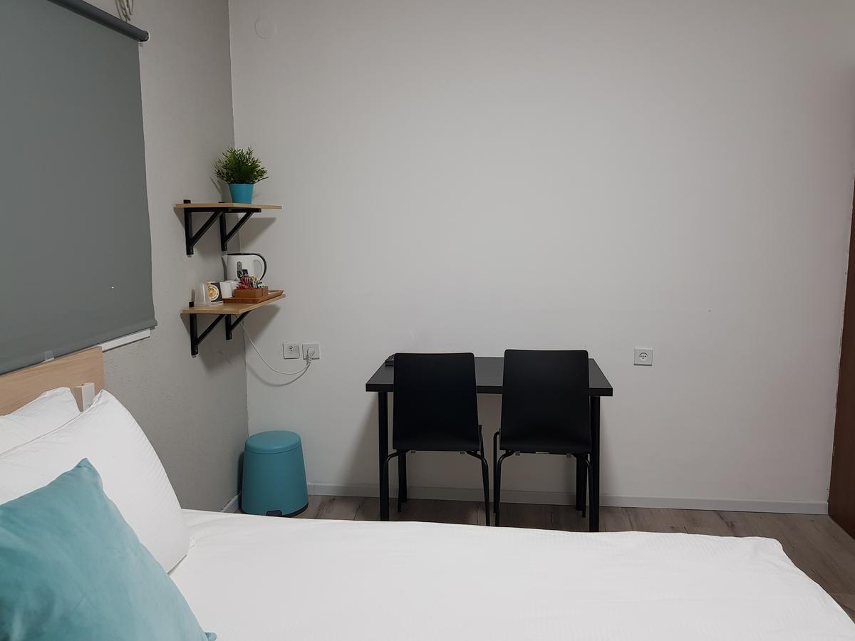 Airport Guest House - One-Way Free Shuttle Or Yehuda Esterno foto